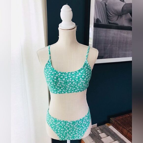 Green floral bikini | size medium - Picture 3 of 5
